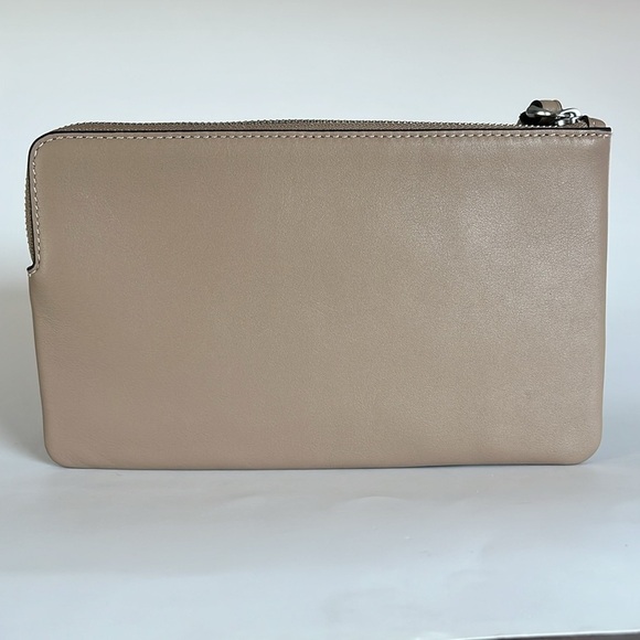 Coach Leather Large Corner Zip Wristlet - Taupe - Picture 3 of 8